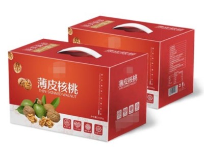 來濟(jì)南禮品盒定制廠家定制干果禮盒，讓您過個喜慶年！