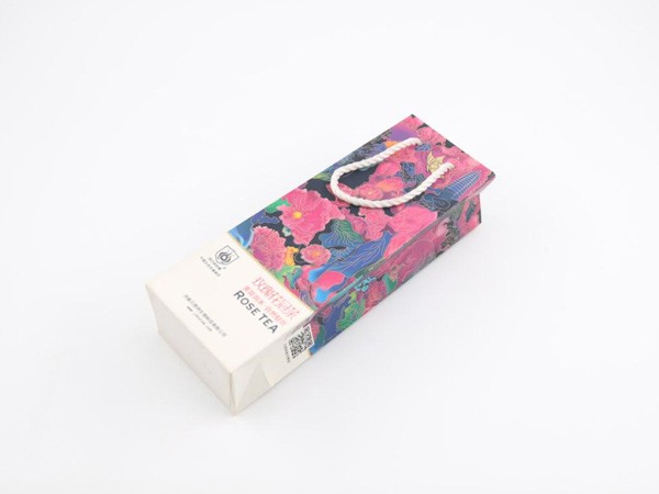 要想包裝禮品盒定做好，創(chuàng)意插畫少不了