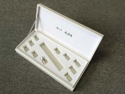 濟南彩盒生產(chǎn)廠家，定制化妝品包裝盒內(nèi)托有這些方案